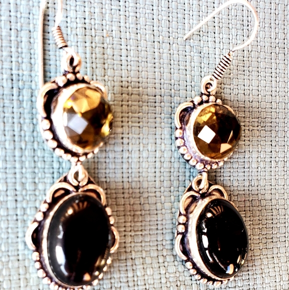 New Black Onyx and Peach Quartz Silver Earrings. - Picture 9 of 12